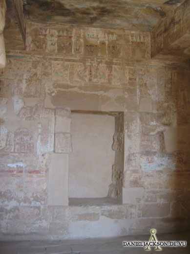 Statuennische in der Kapelle von Amenhotep III in El-Kab