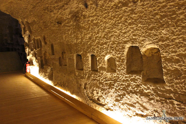 Nischen in den Wänden von Sakkara's Serapeum's